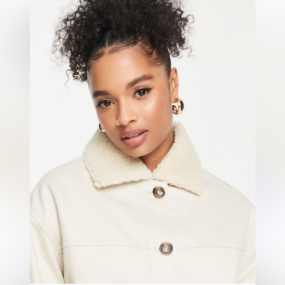 ASOS DESIGN Petite borg lined cotton jacket in stone - Picture 3 of 15